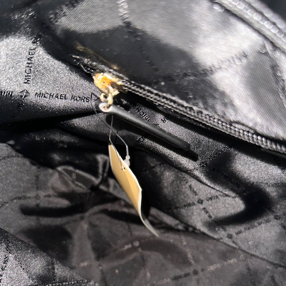 MICHAEL KORS BROOKE LARGE HOBO SHLDR LEATHER BLACK COLOR AND - Picture 14 of 16